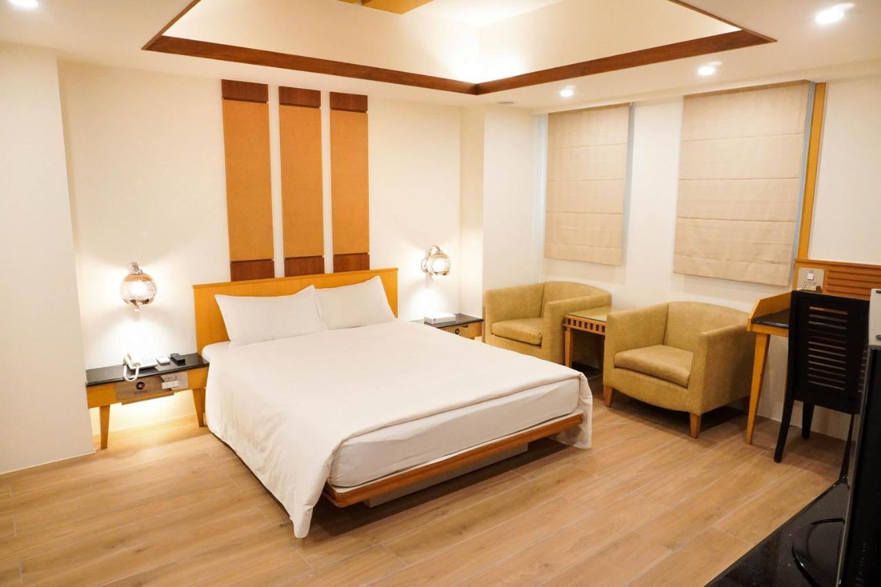 Kao Yuan Hotel - Zhong Zheng Taichung Exterior photo