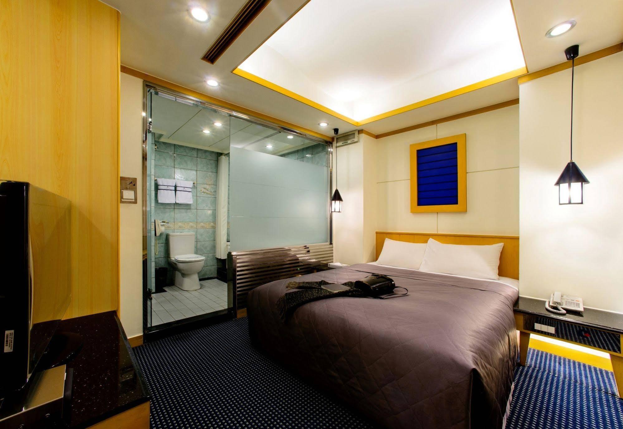Kao Yuan Hotel - Zhong Zheng Taichung Exterior photo