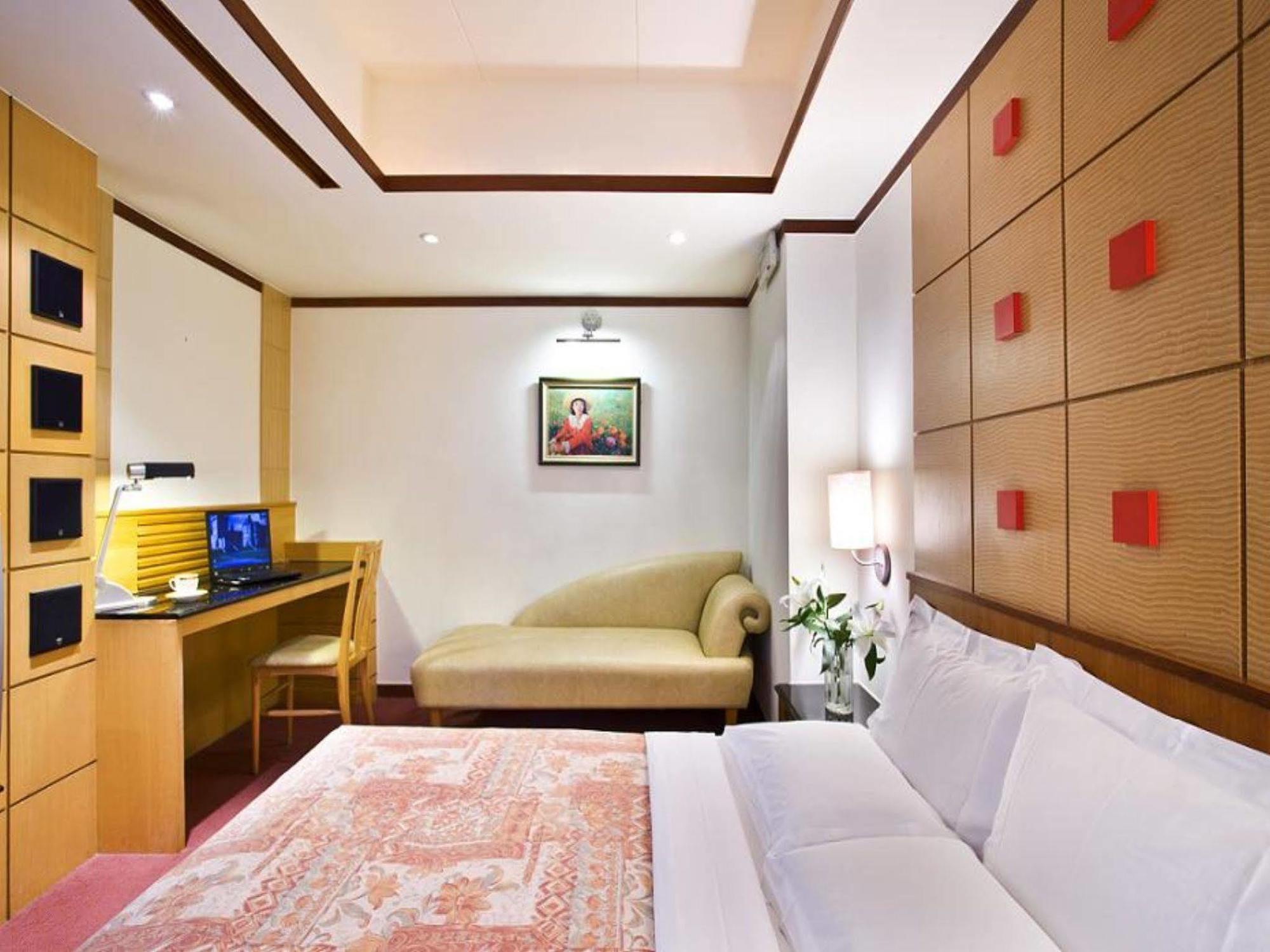 Kao Yuan Hotel - Zhong Zheng Taichung Exterior photo
